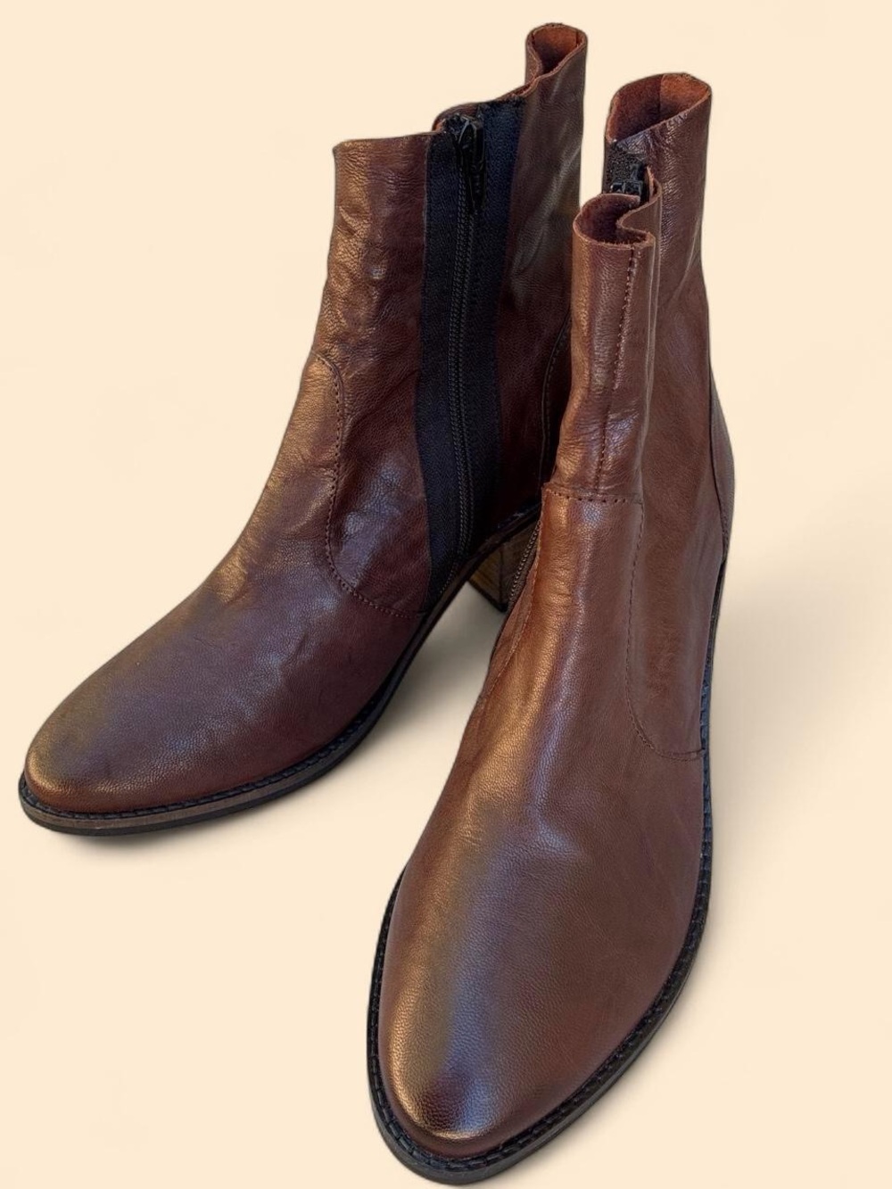 DownEast Brown Leather Ankle Booties with Side Zip